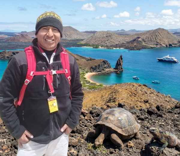 galapagos tours